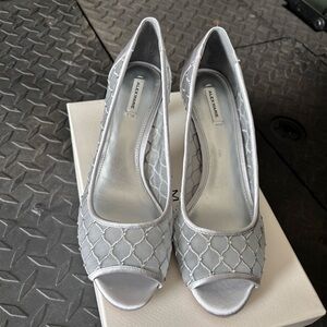 Worn once Alex Marie Silver Peep-Toe Heels